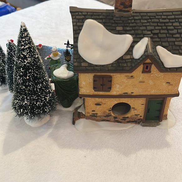 Department 56 Heritage Village Collection Seton Morris Spice Merchants Gift Set - Picture 8 of 11